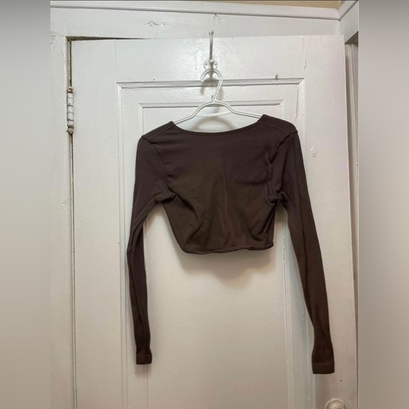 NWOT Garage Sabrina Twisted Seamless Long Sleeve Top - Picture 4 of 4